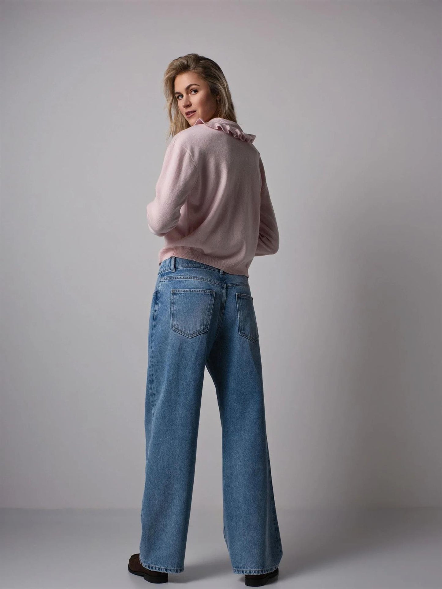 Diane Ruffle Cardigan Pink