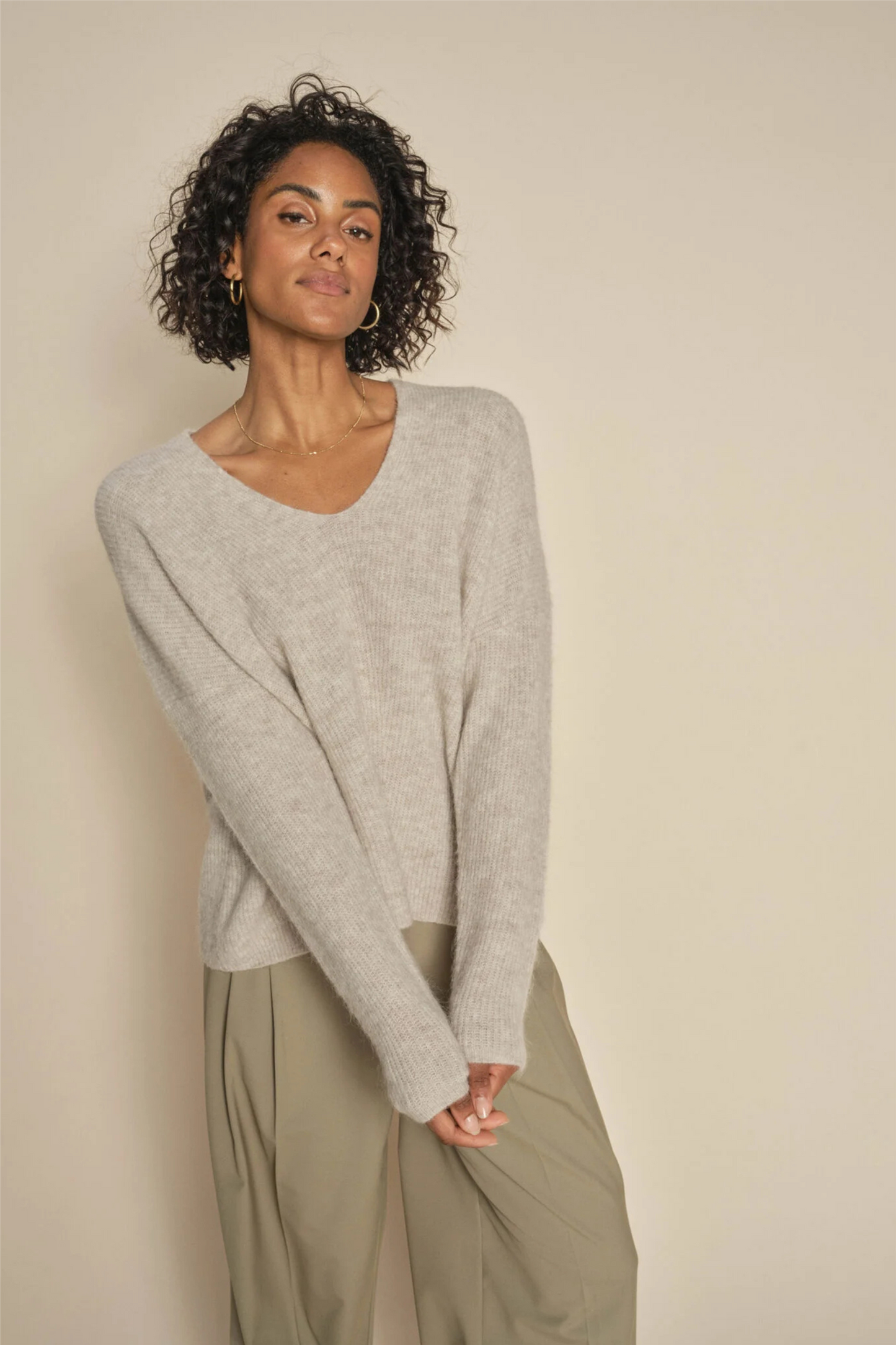 Thora V-Neck Knit
