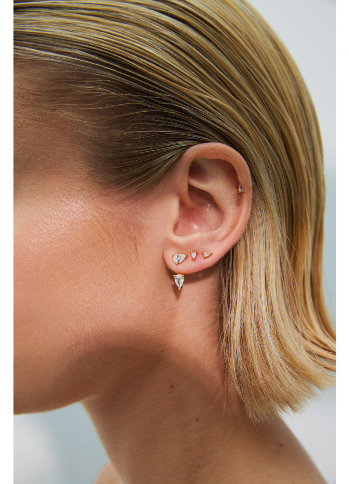 Emilia Stud no. 6