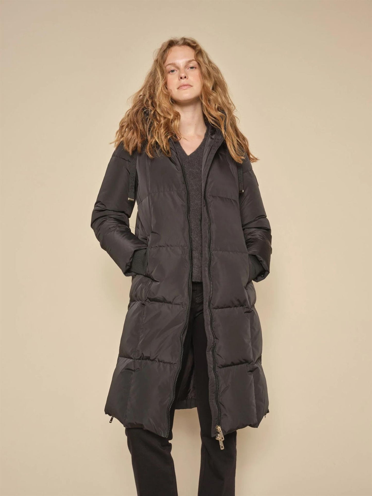 MMNova Square Down Coat Black
