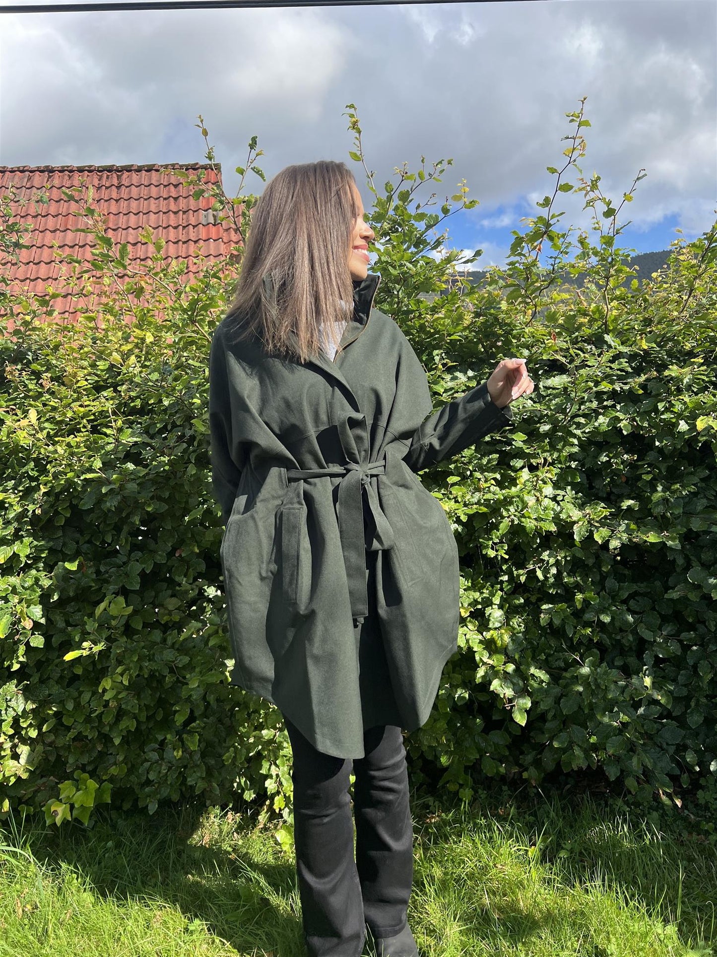 Bris Poncho Rosin Dark Green