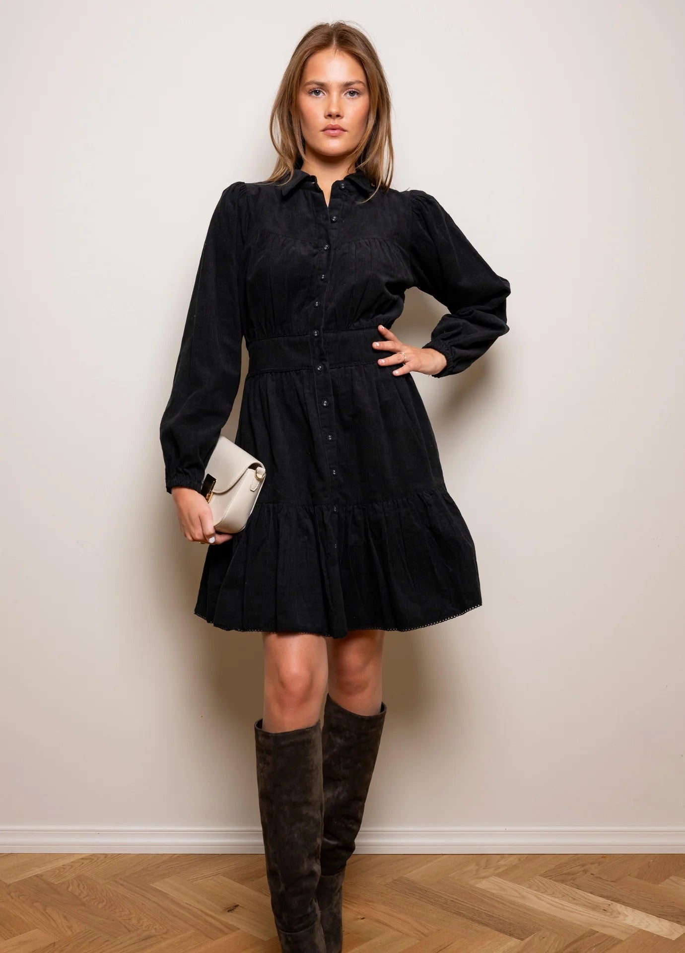 Vicky Dress Black