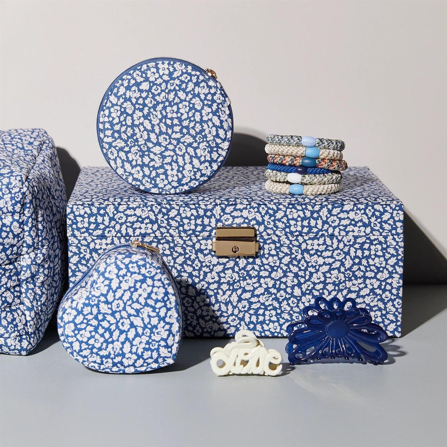 Jewelry Box square mw Liberty Feather blue