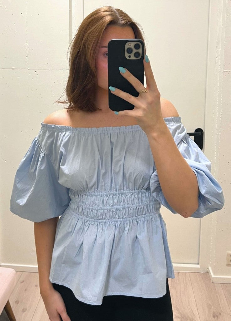 ZOEY BLOUSE POWDER BLUE