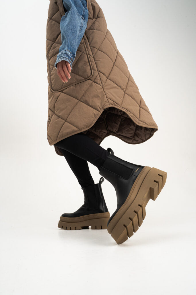 CPH686 Vitello black/cognac