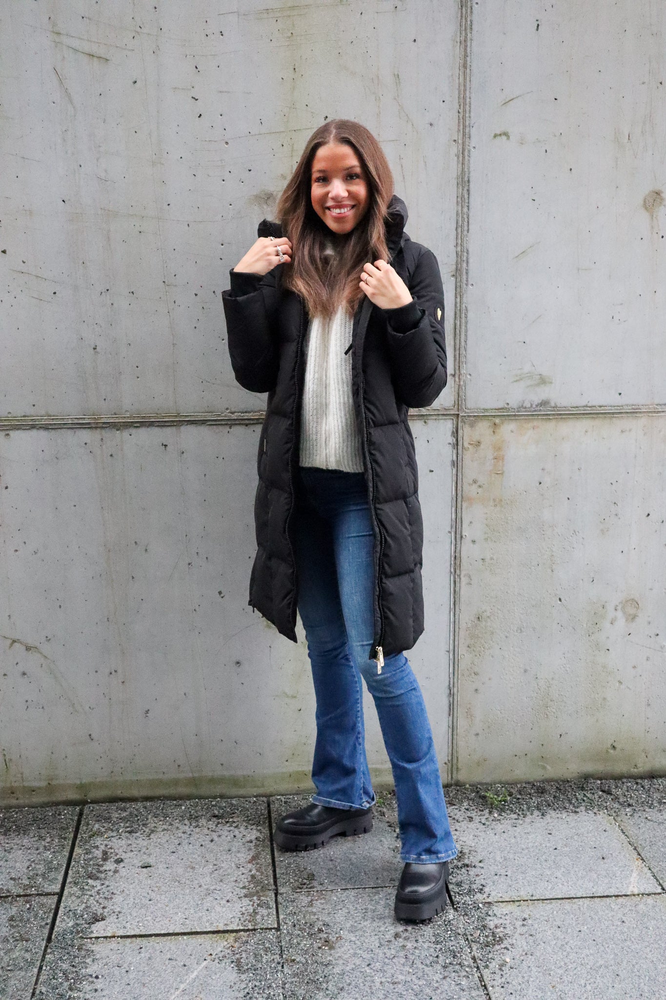 Nova Square Down Coat Black
