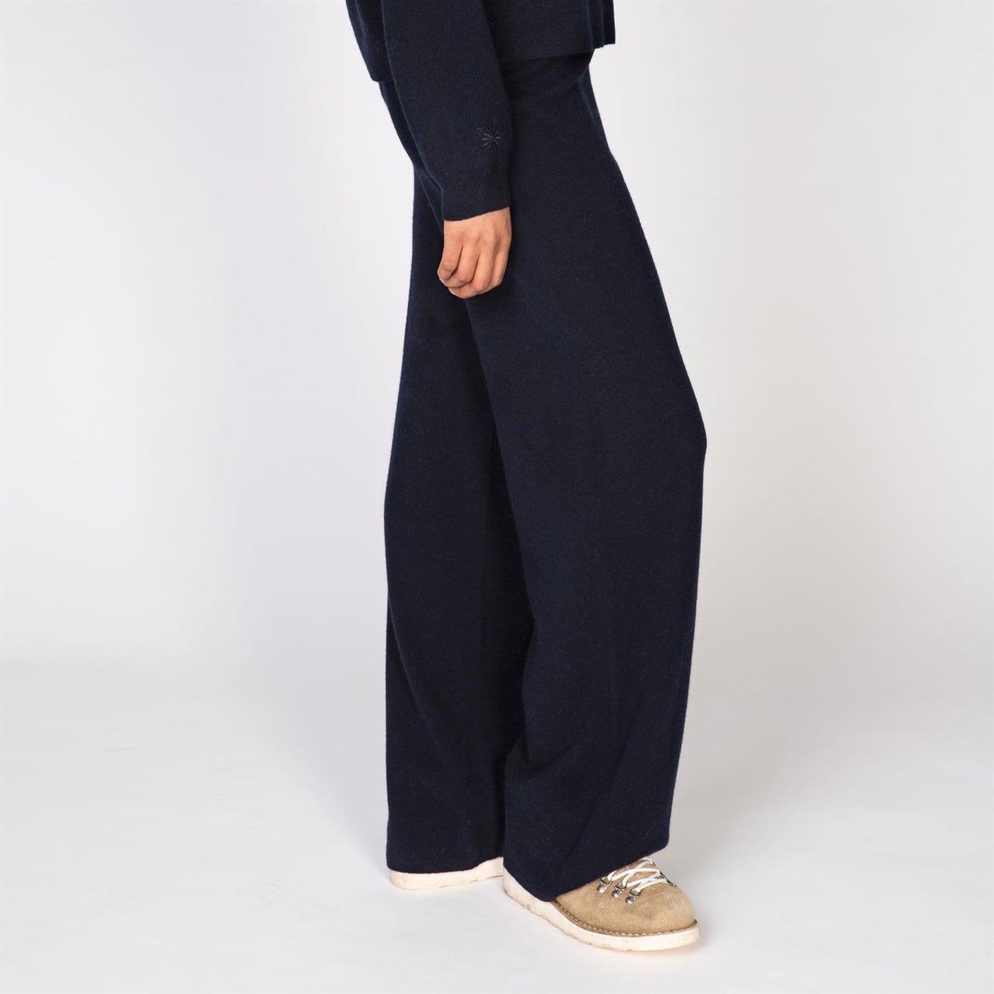 Cashmere trouser wide leg