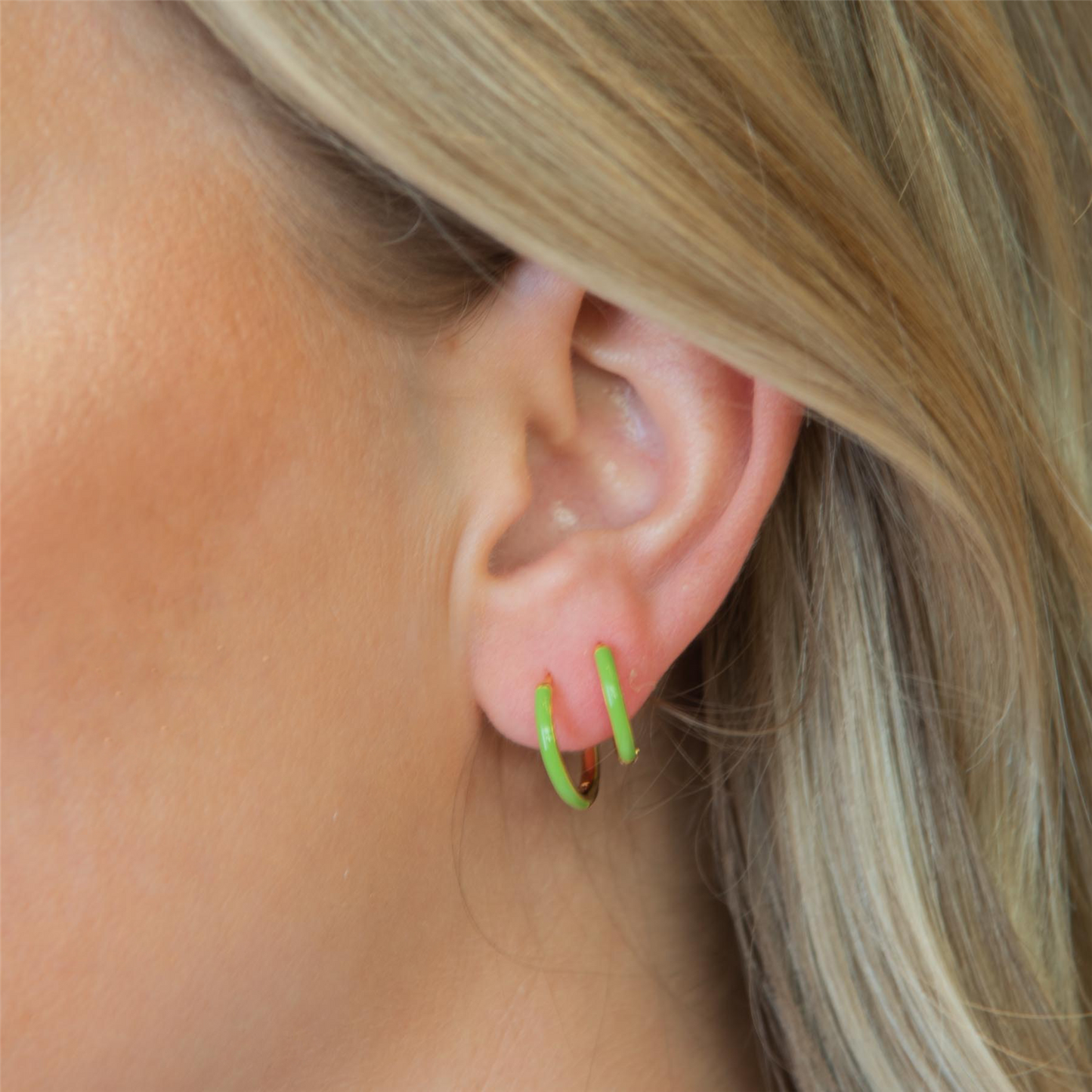 Medium coated Hoops green