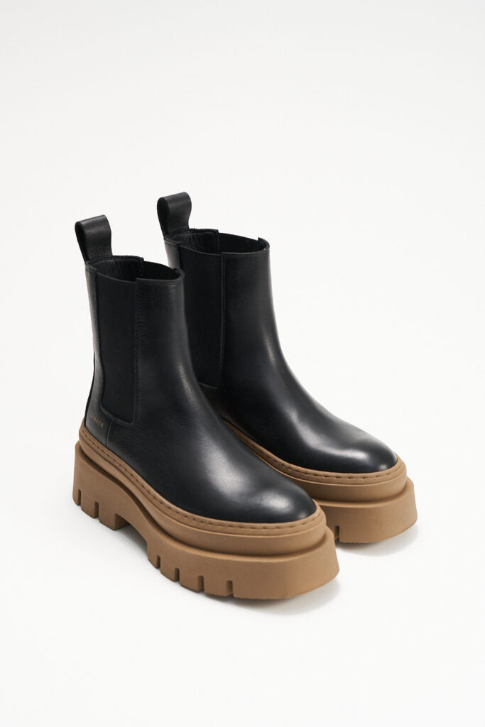 CPH686 Vitello black/cognac