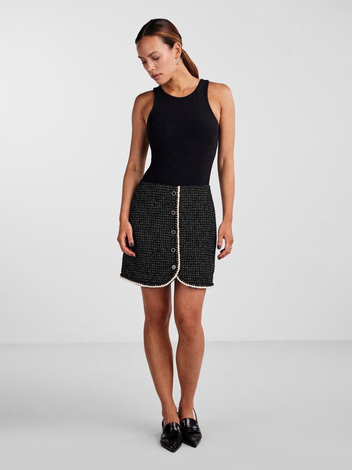 YASCLEMA HMW SHORT SKIRT Black