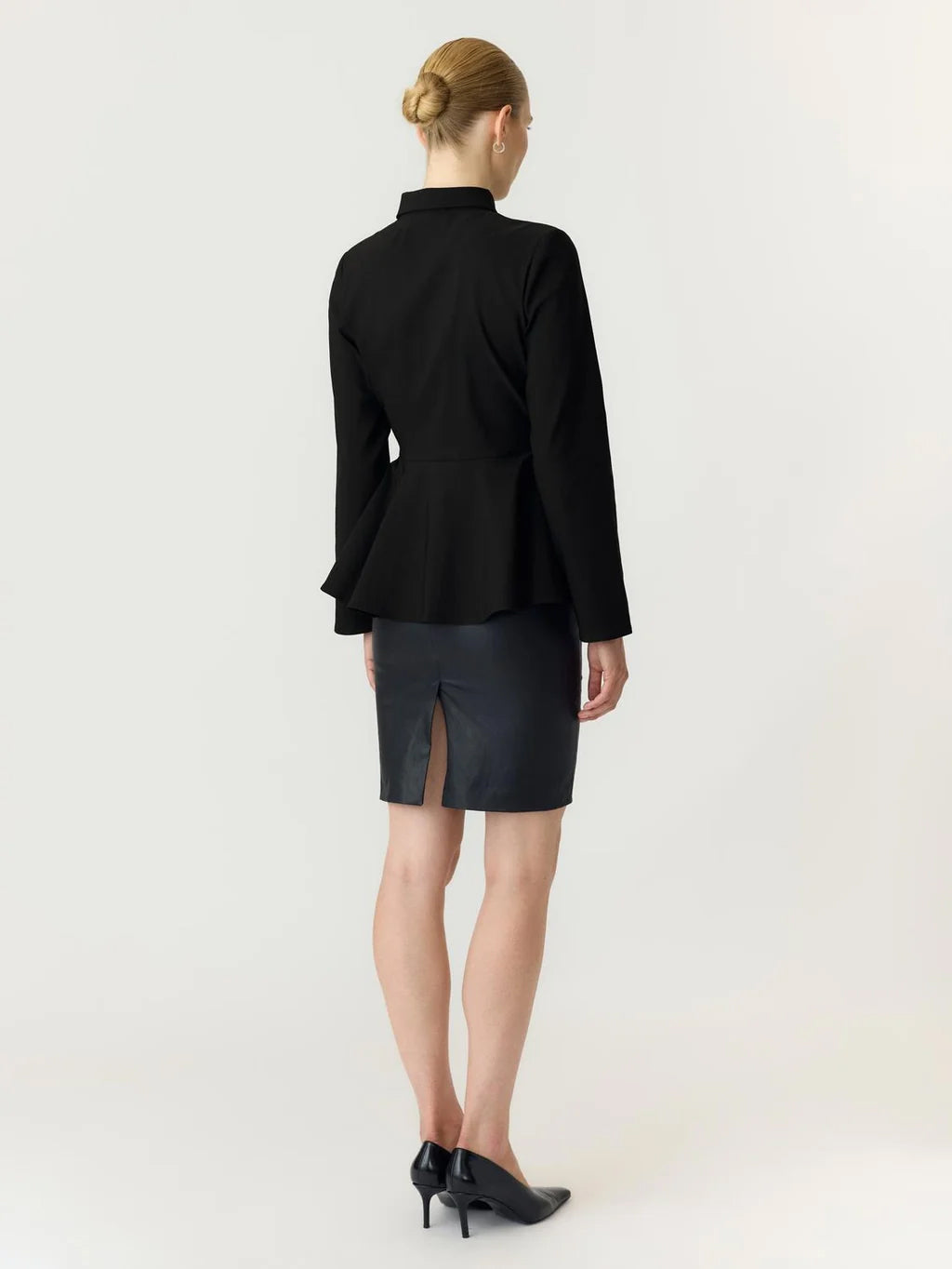 YasPepa Shirt - Black