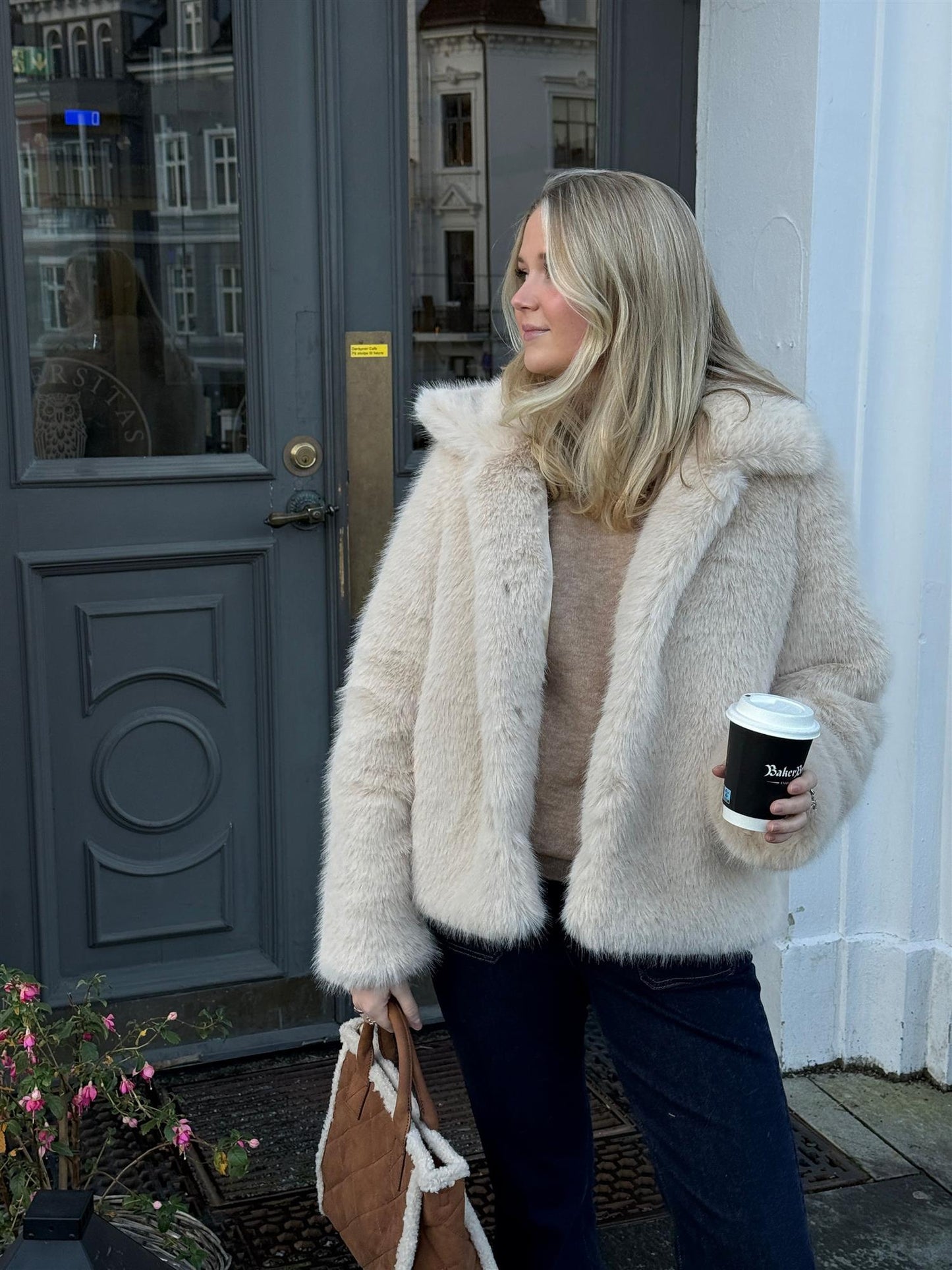 Véloce Fake Fur Jacket Cream