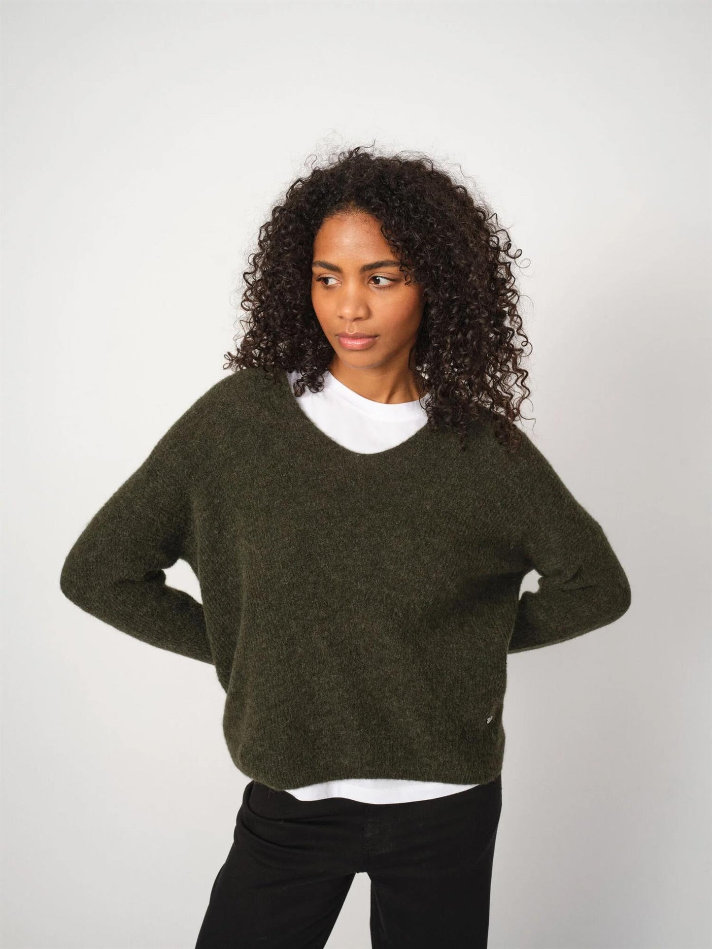 MM Thora V-Neck Knit - Grape Leaf