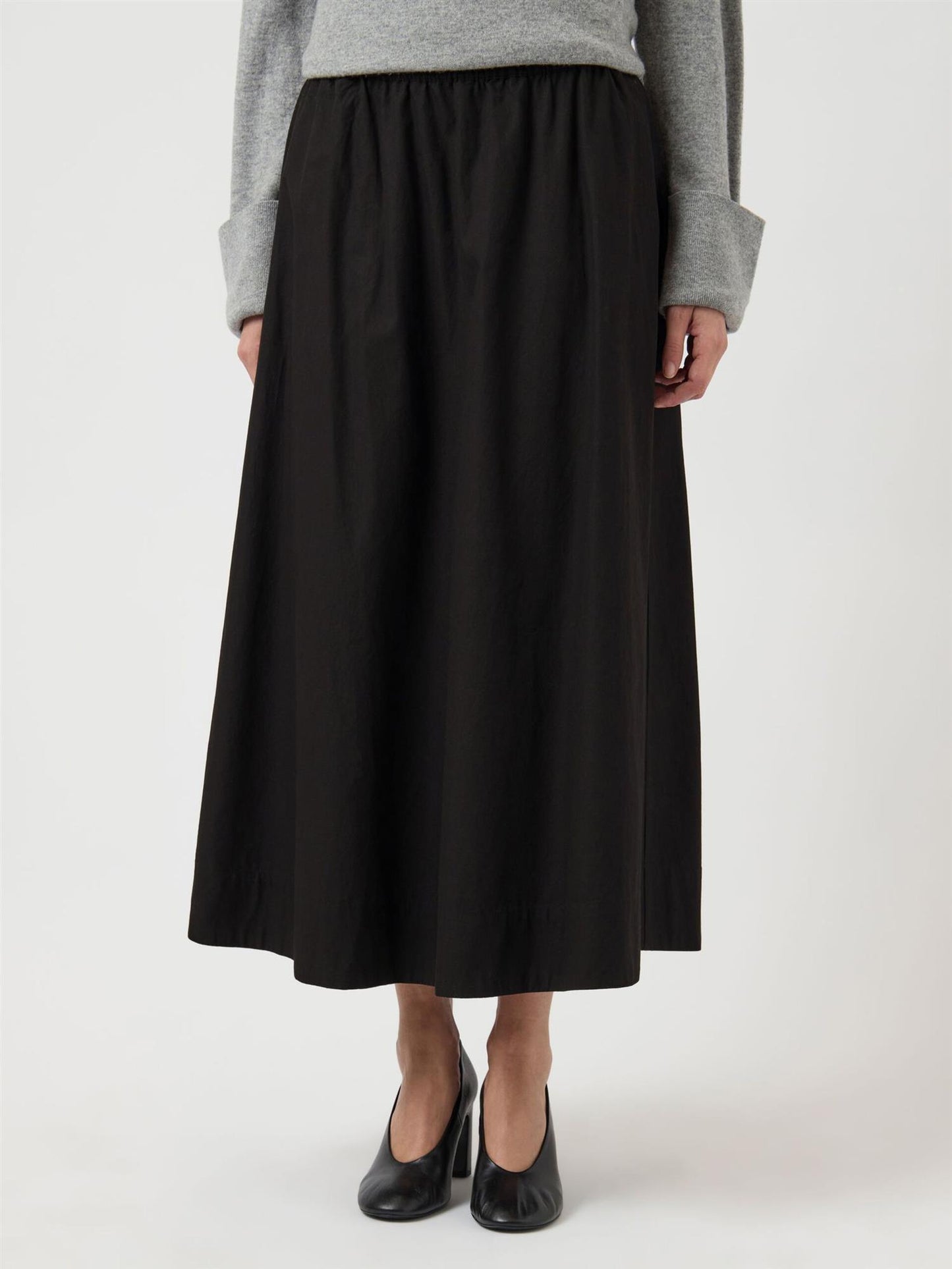 YasColea HW Ancle Skirt Black