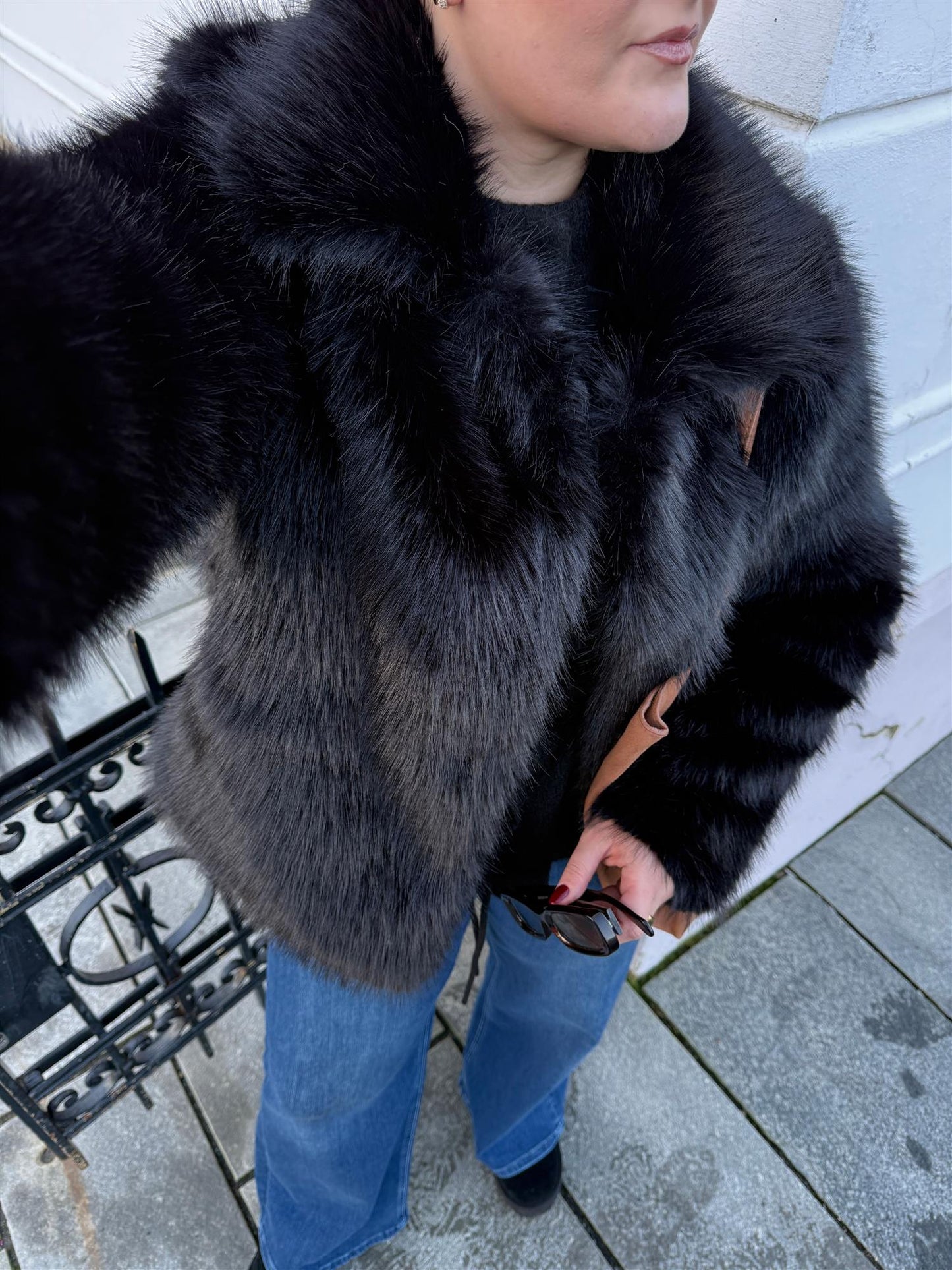 Véloce Fake Fur Jacket Black
