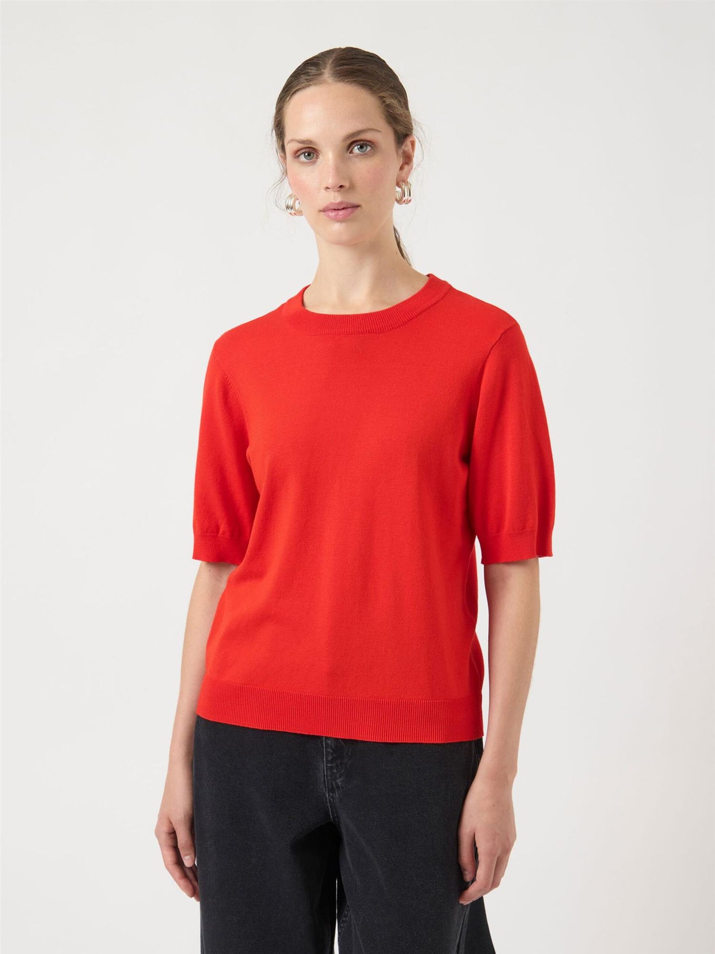 YasLena SS Knit Pullover Fiery Red
