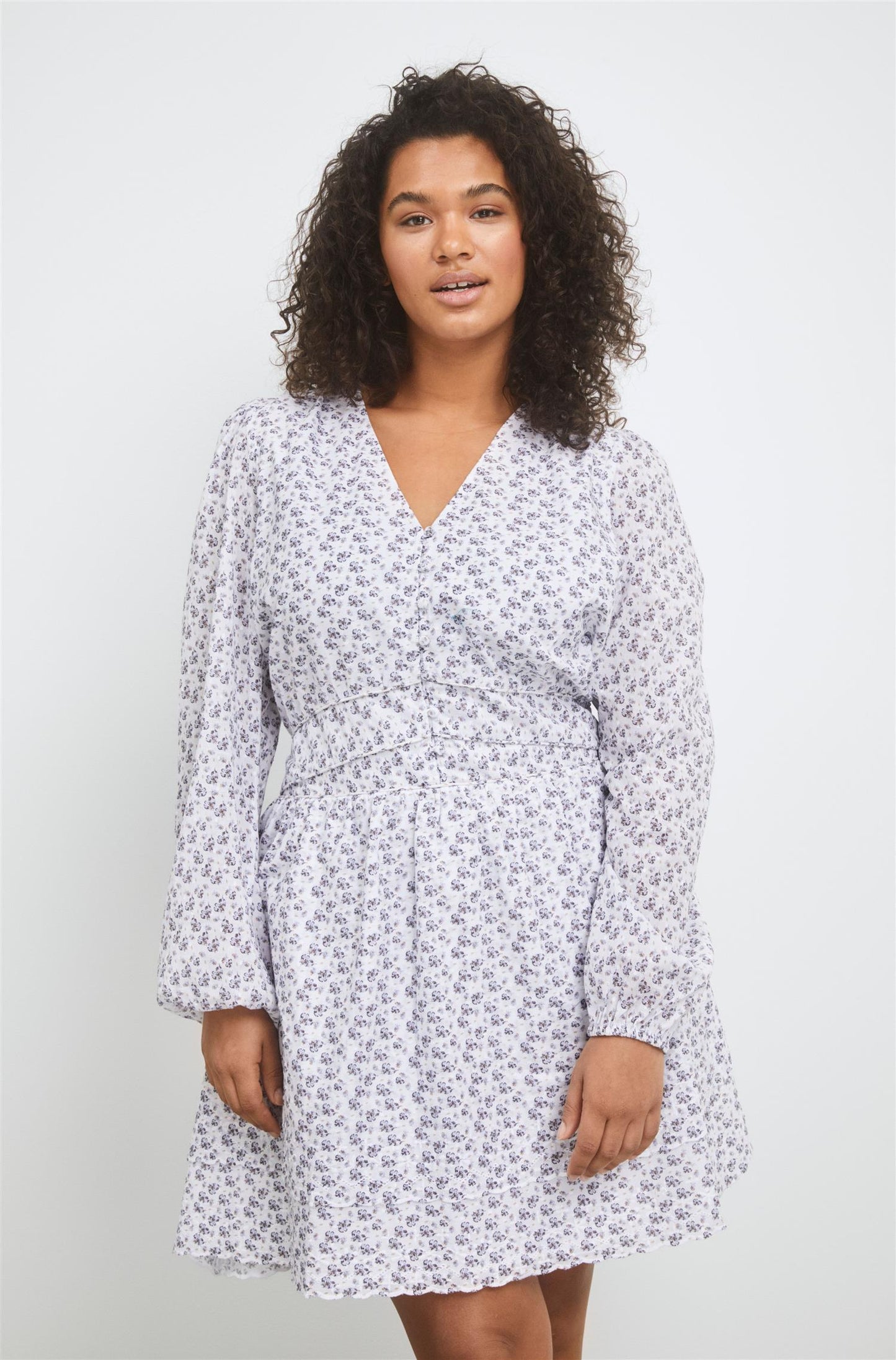 Lea Dress White lupin print