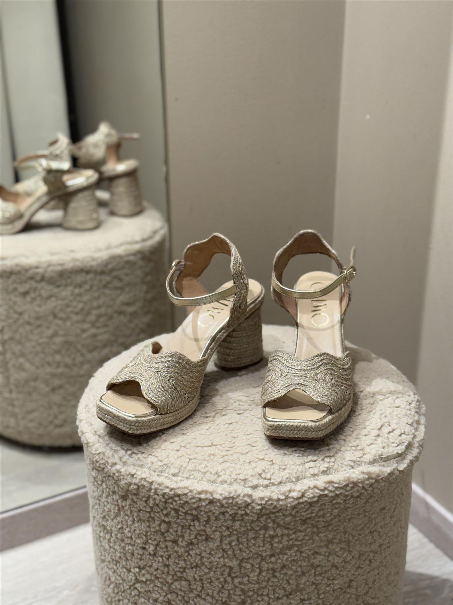 Danae Raffia - Natural/Platino