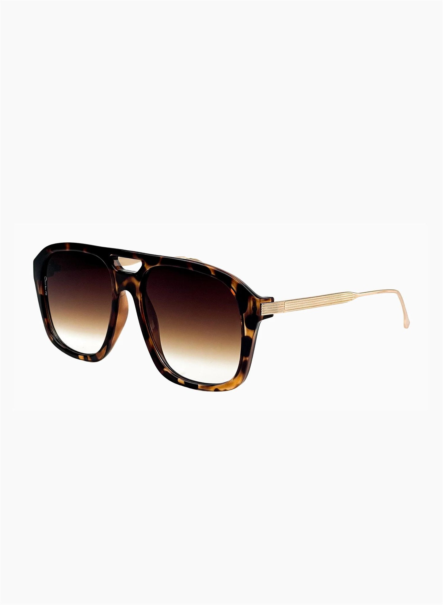 Reina Tort/Brown Fade