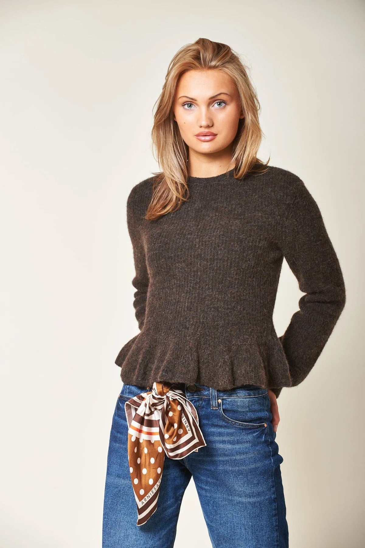 Via Sweater - Dk Brown