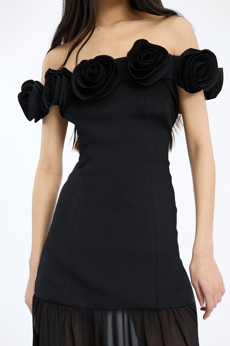 Crepe Maxi Flower Dress - Black