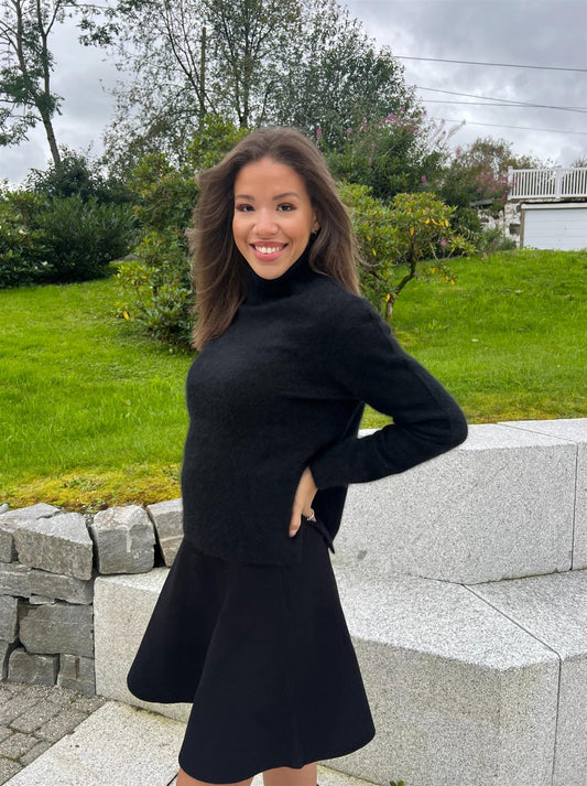 Jade Sweater Black
