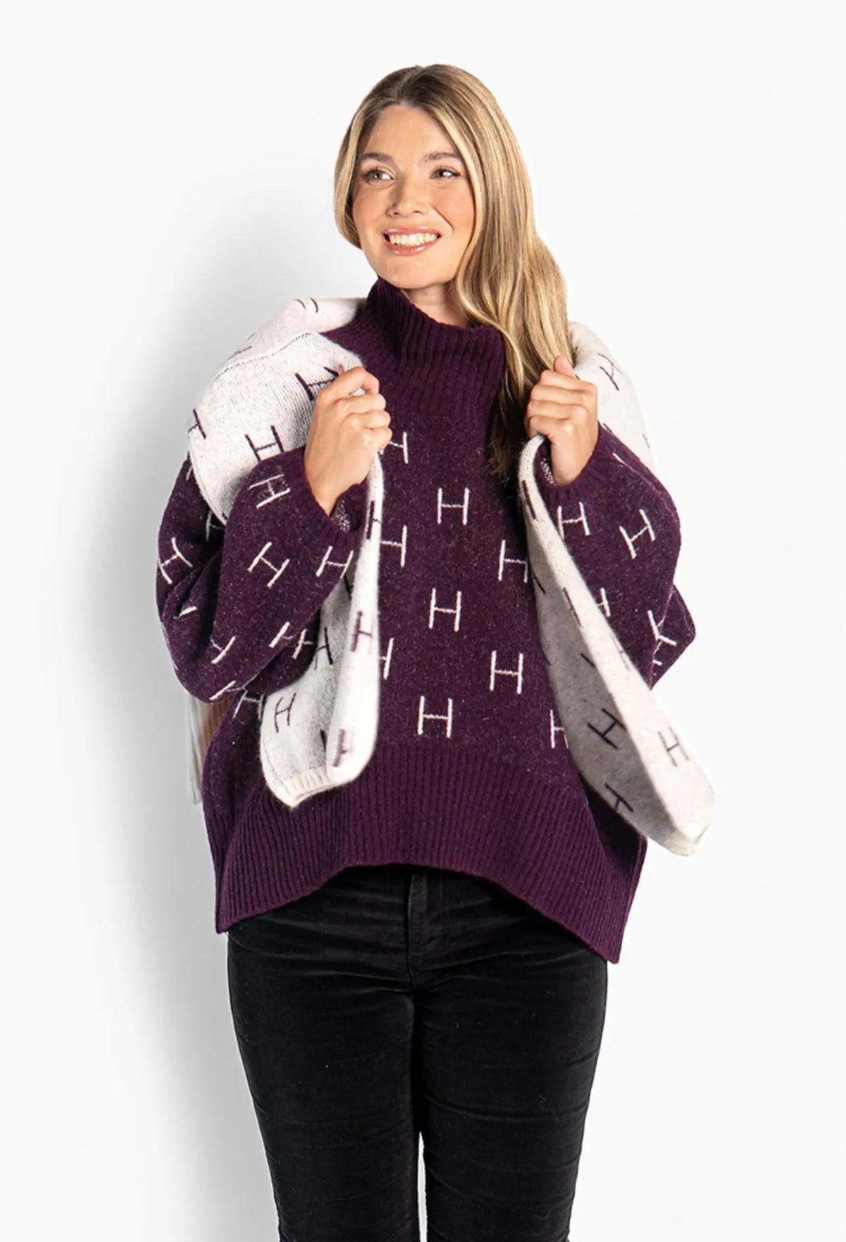 Fam Short Sweater - Potent Purple