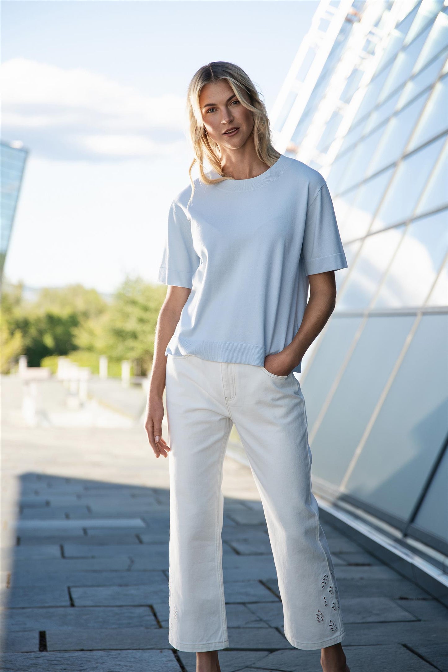 Angie s/s Sweater - Ice Blue