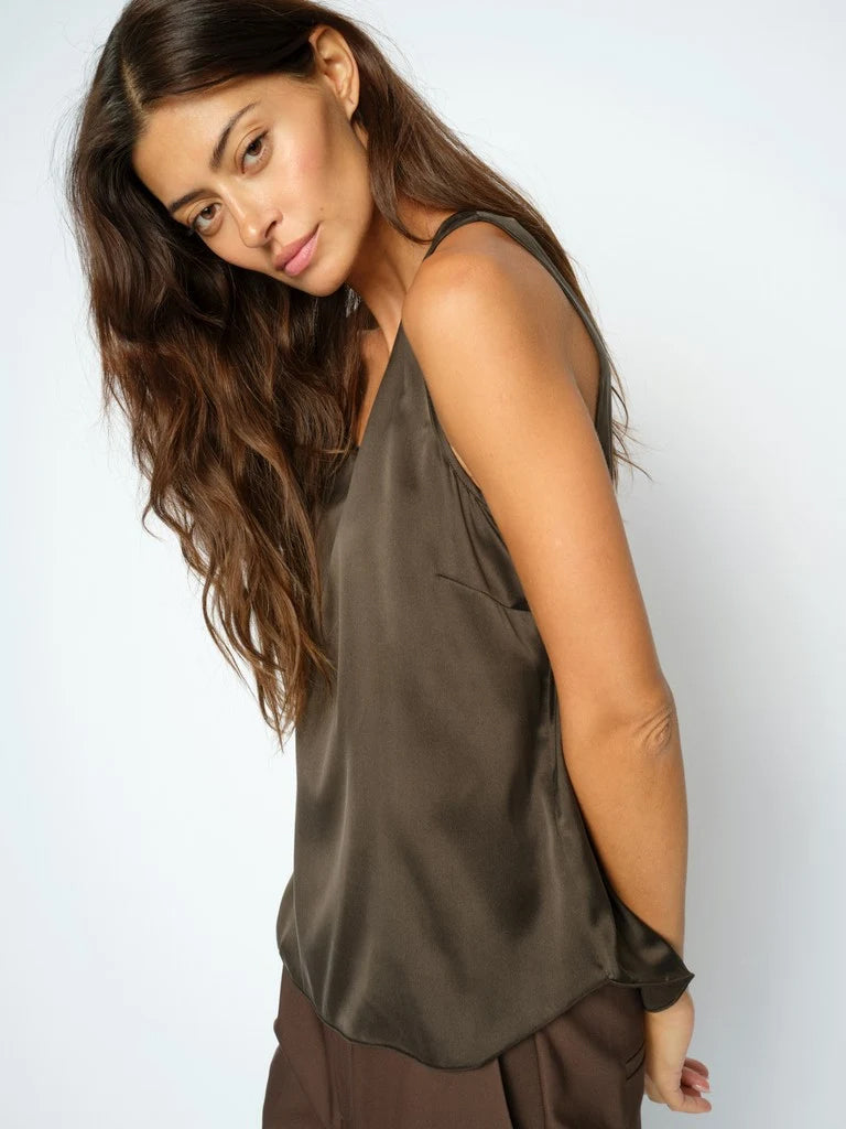 MM Astrid Silk Tank Top - Delicioso