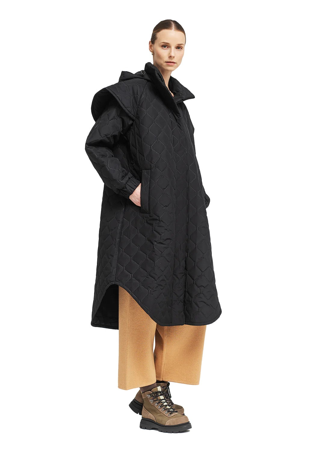 Tyfon Coat Black Quilted