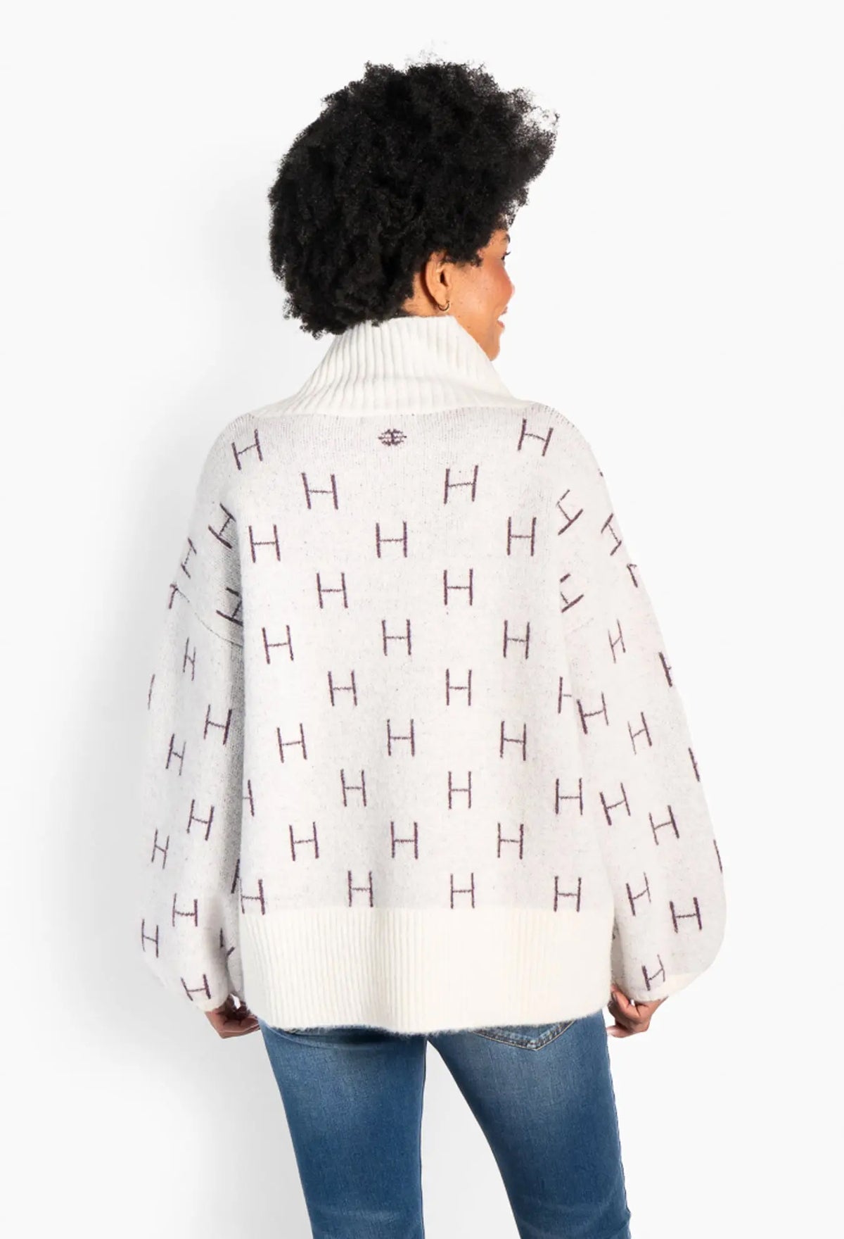 Fam Short Sweater - Vanilla Ice