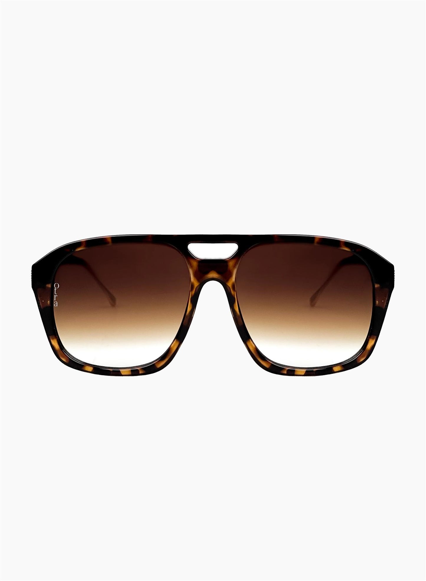 Reina Tort/Brown Fade