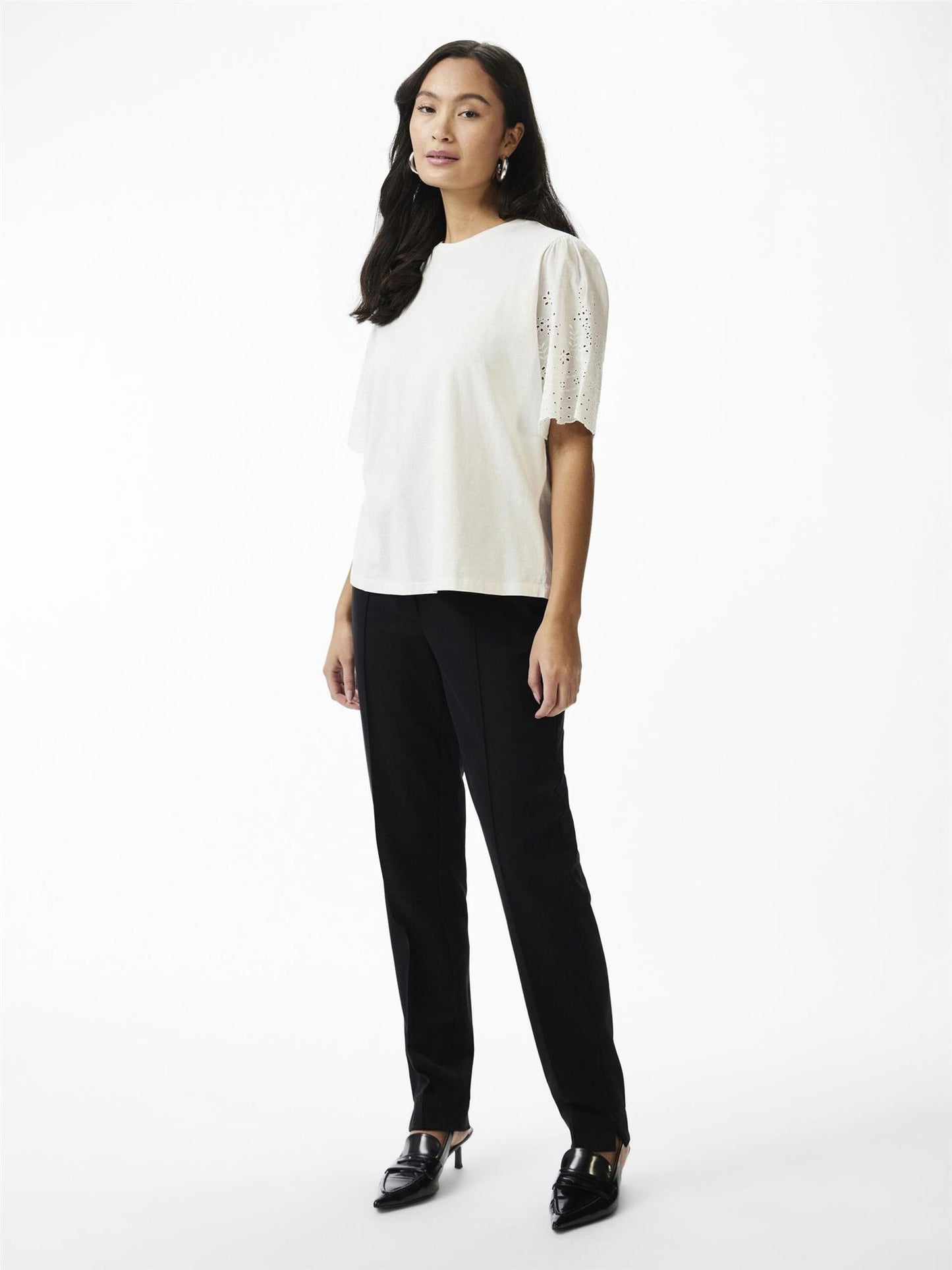 YASLex Top SS Top W. Emb Sleeves