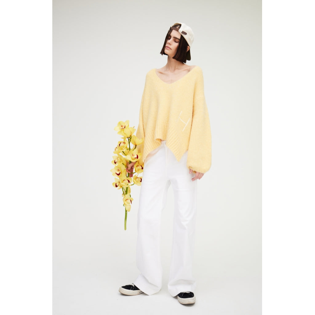 Sofie V-neck Sweater Yellow