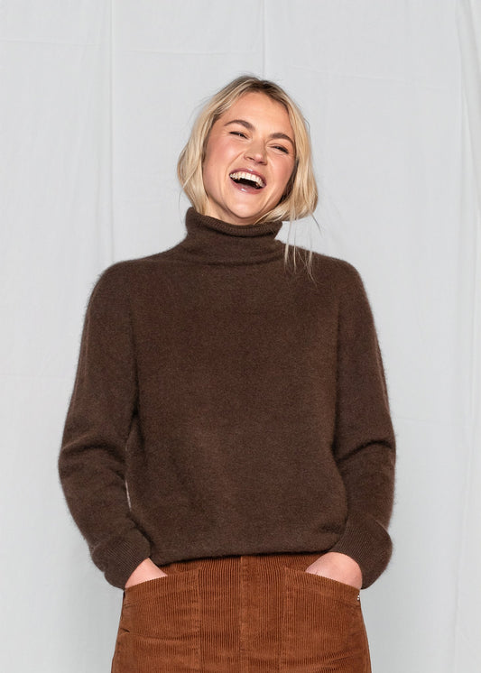 Caia Sweater - Dark Chocolate
