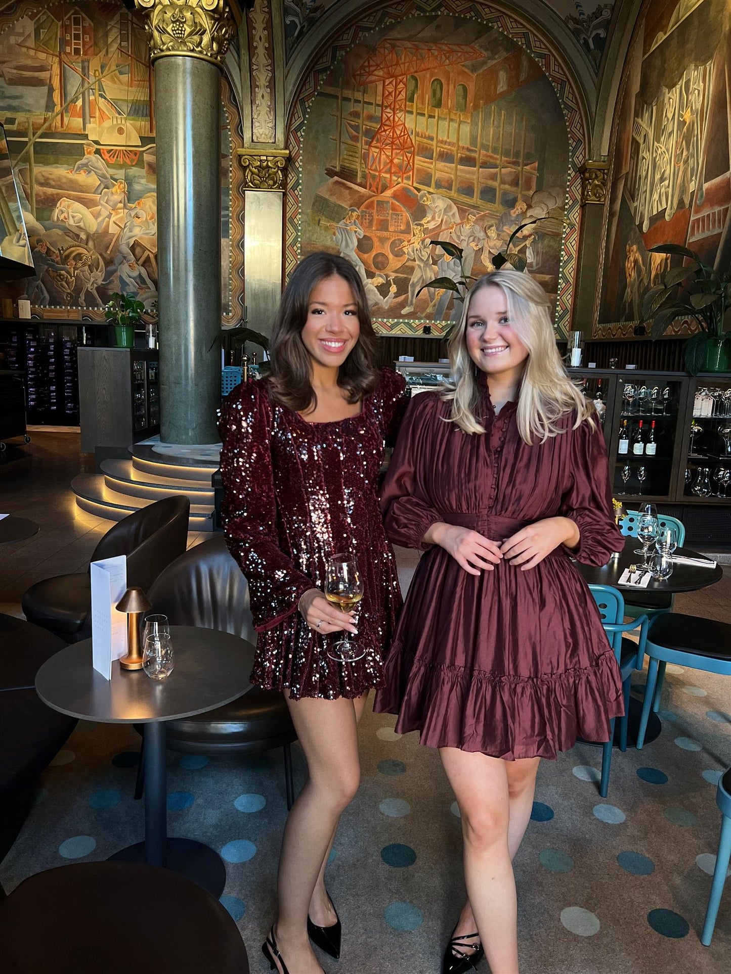 Sophie Sequin Dress Bordeaux