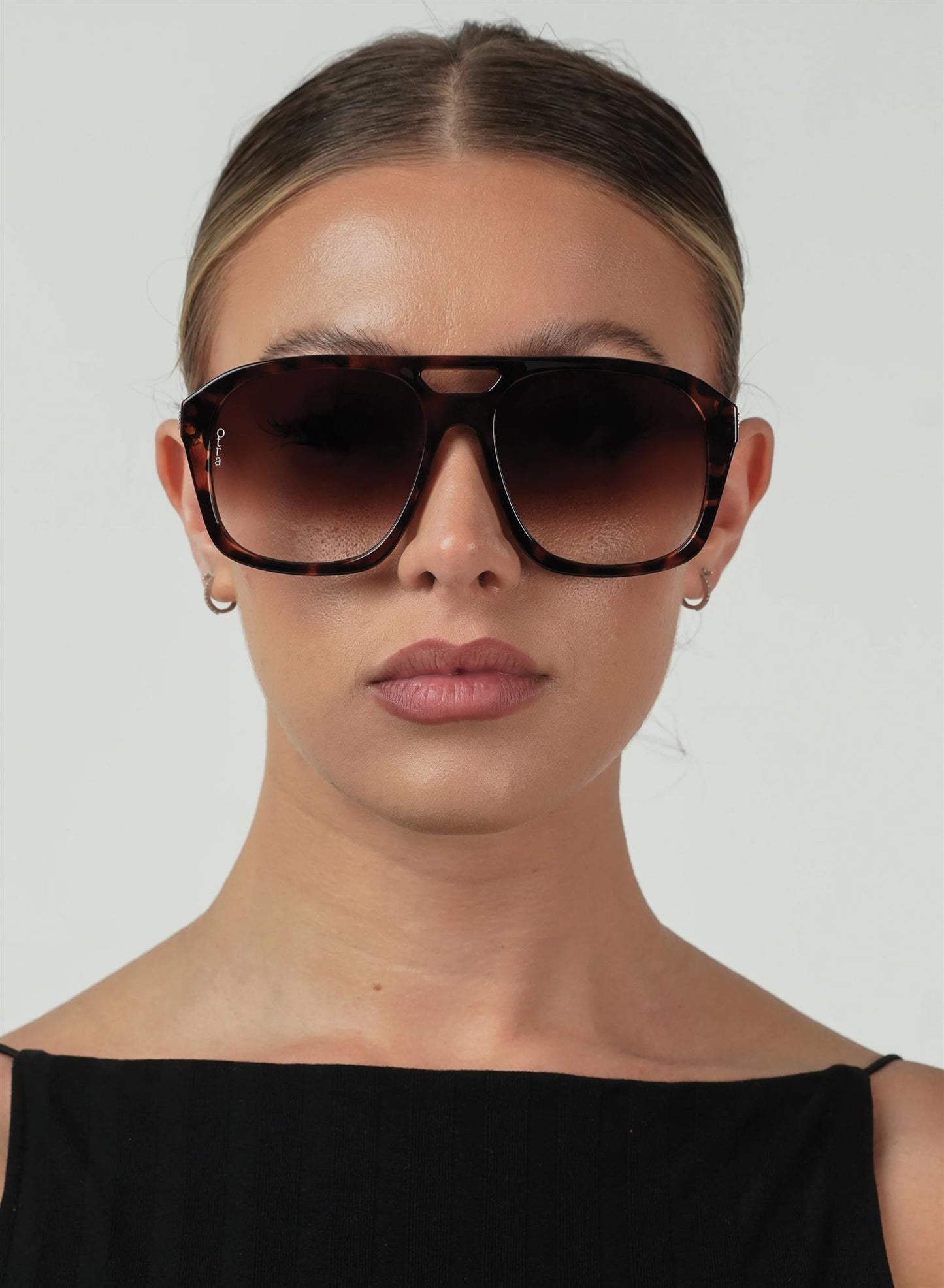 Reina Tort/Brown Fade
