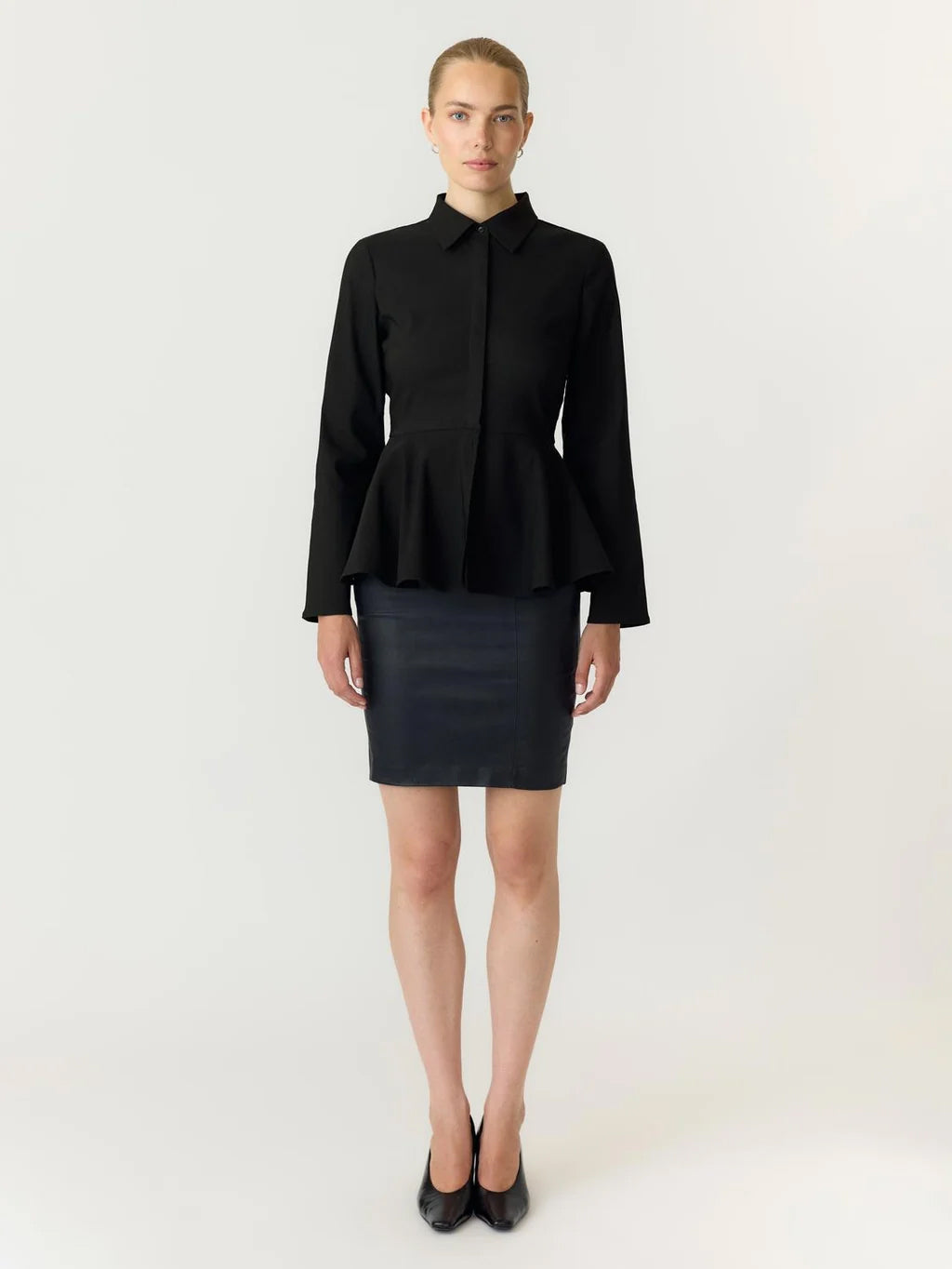 YasPepa Shirt - Black