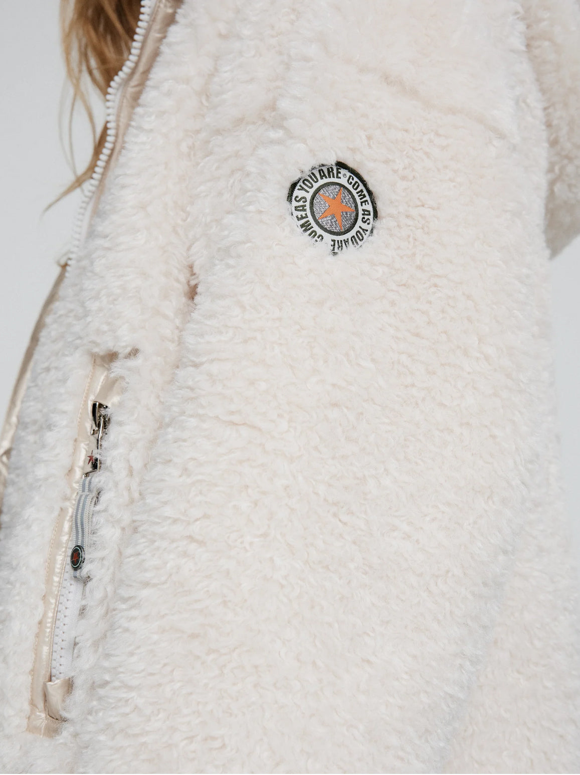 Ginny Shaggy Short - White
