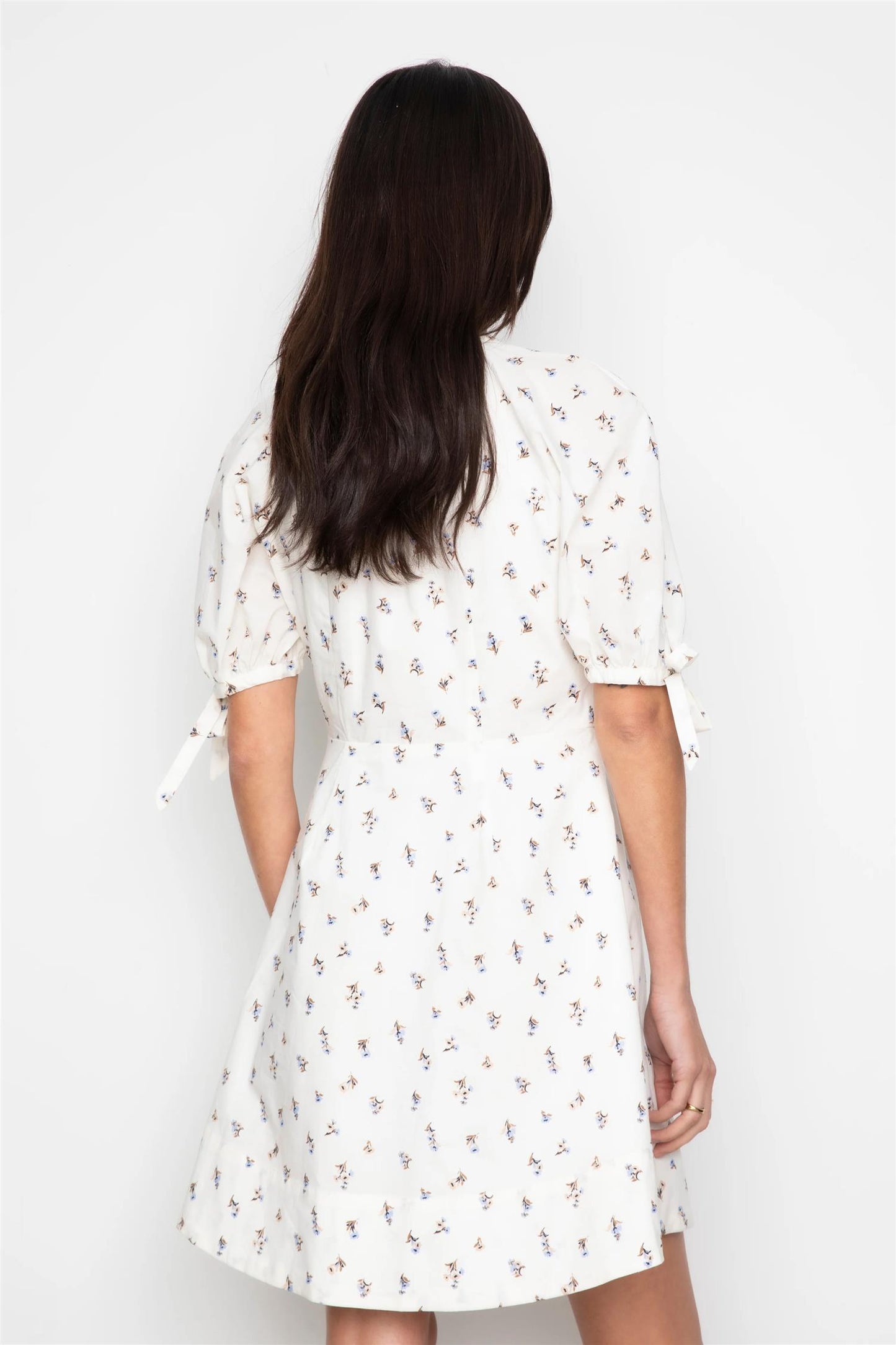 Lia Dress White Anemone