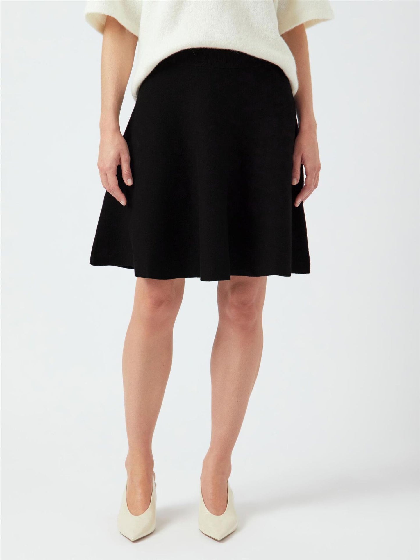 YASFonny HW Knit Skirt