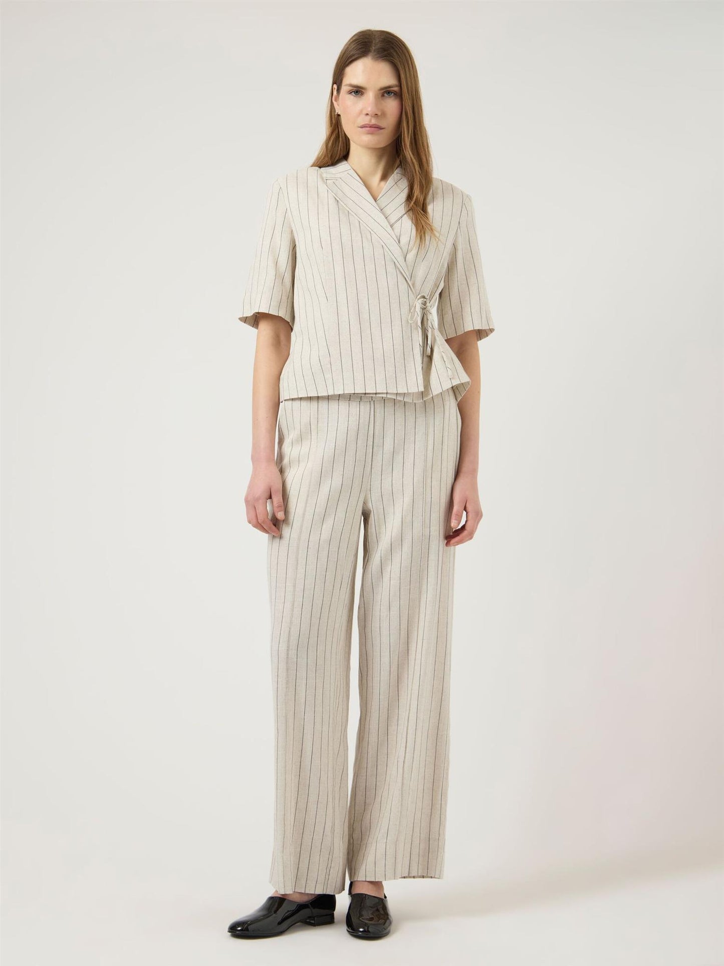 YasLinura Linen Blend Blazer - Pristine Pinstripe