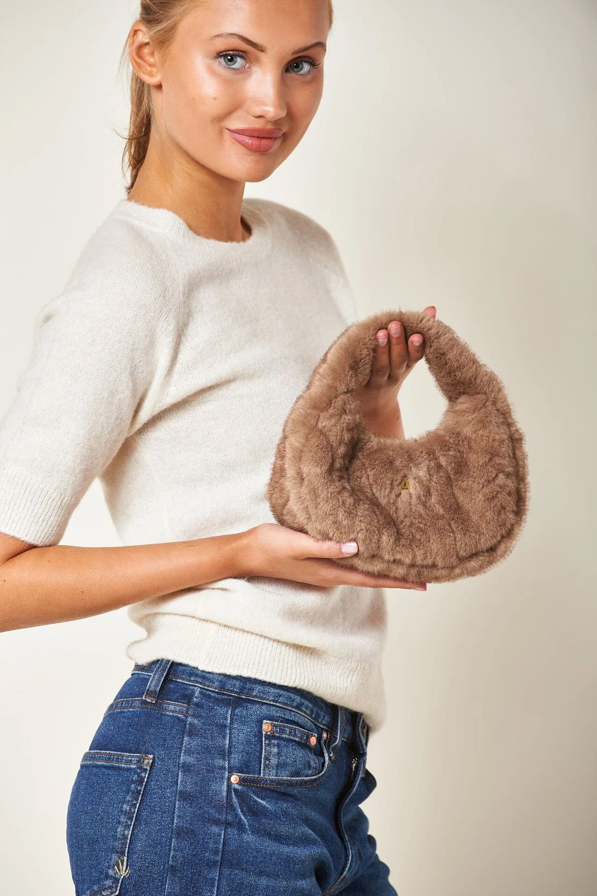 Noella Plush - Beige