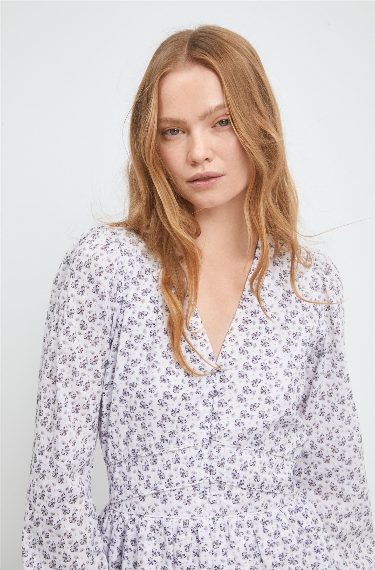 Lea Dress White lupin print