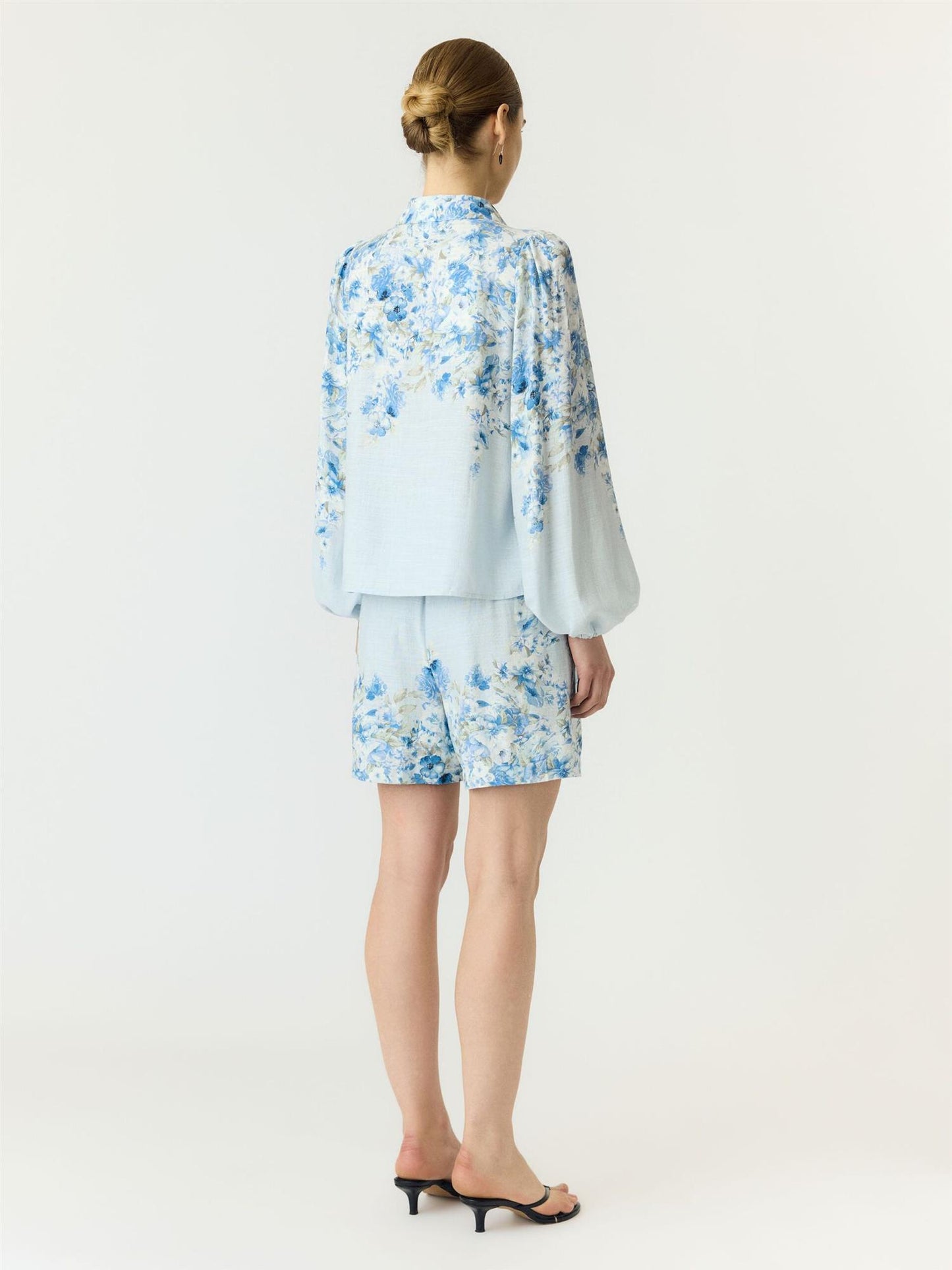 YasCleo Shirt - Skyway w/ Cleo print