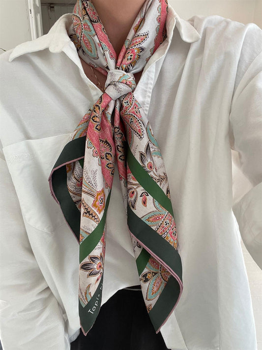 Classical Flower Wave Scarf